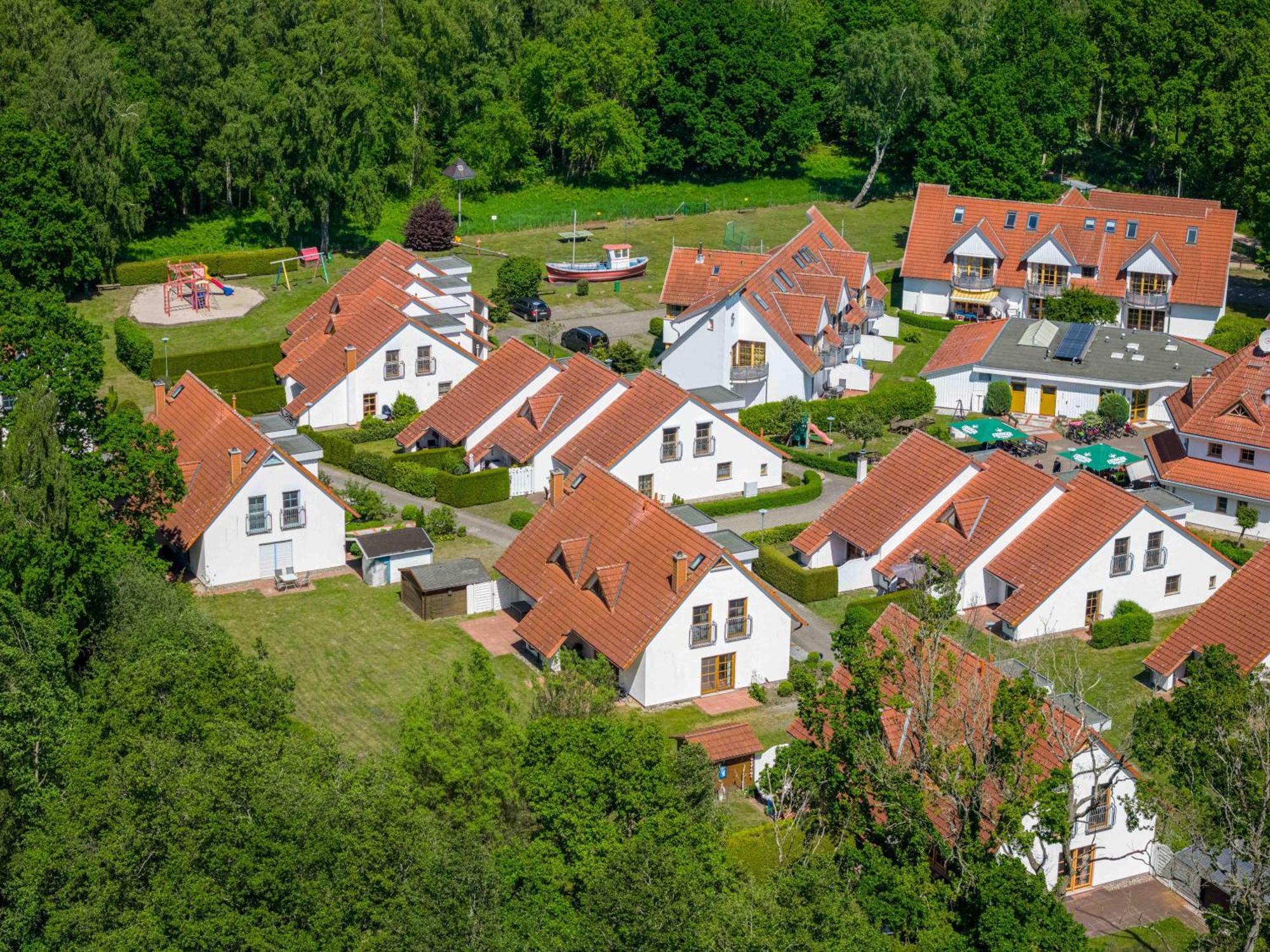 Ferienpark Freesenbruch Wohnung 4 2 - Ostseeperle Zingst Exterior photo
